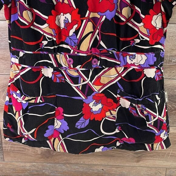 KOI Ladies Scrub Tops Cordoroy Floral
Print Short Sleeve Vneck Top Size Small - Picture 4 of 7
